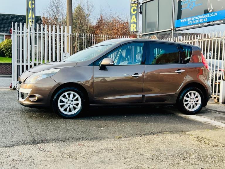 2011 Renault Scenic 1.5 dCi 110 Privilege TomTom 5dr MPV Diesel Manual