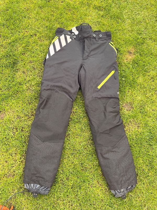 Stihl Advance Flextec design C class 1 chainsaw trousers 