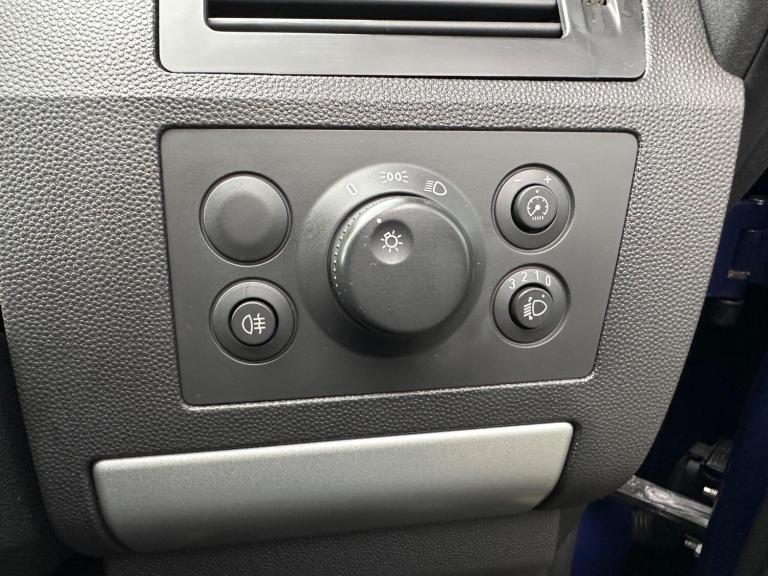 2014 Vauxhall Zafira 1.8 16V Exclusiv Euro 5 5dr MPV Petrol Manual