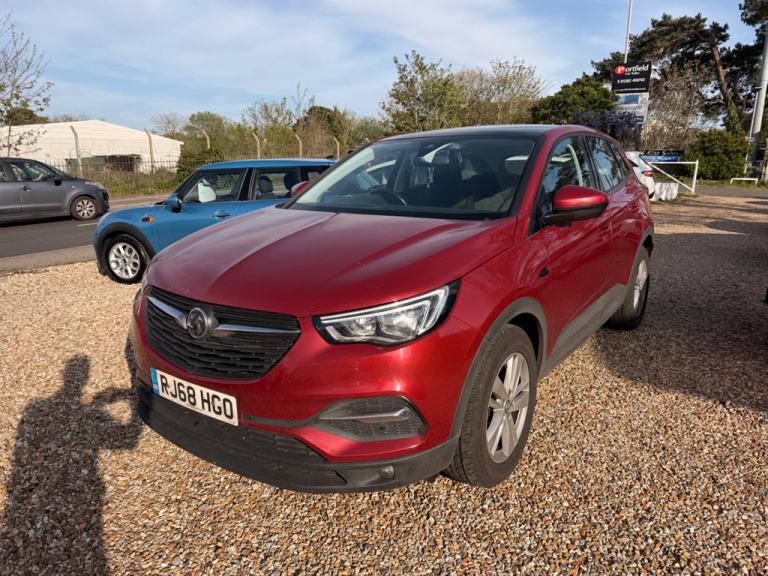2019 Vauxhall Grandland X 1.2 Turbo SE 5dr HATCHBACK PETROL Manual