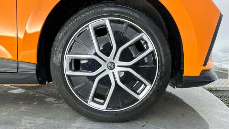 2023 MG MG4 64kWh Trophy Long Range Hatchback 5dr Electric Auto (203 ps) Automatic Hatchback Elec...