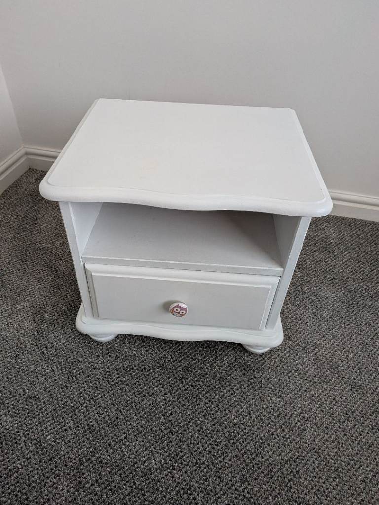 White painted bedside cabinet 