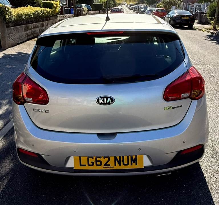 Kia, CEED, Hatchback, 2012, Manual, 1582 (cc), 5 doors