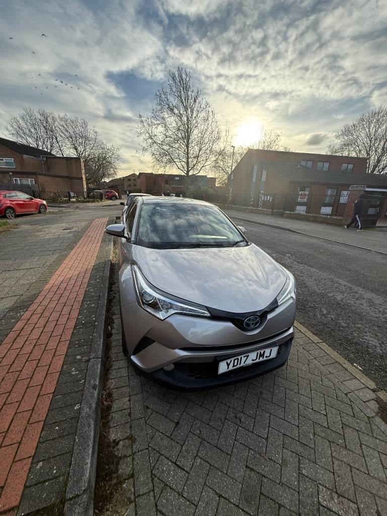 Toyota, C-HR, Hatchback, 2017, Other, 1798 (cc), 5 doors