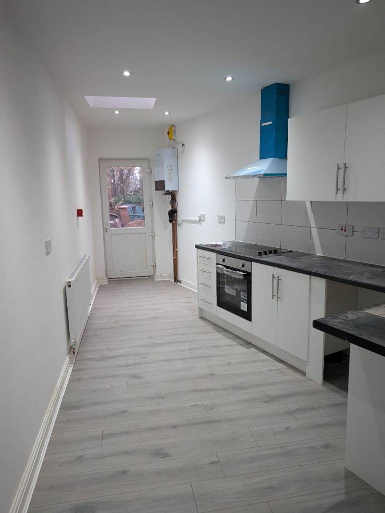 Walsall flats available 