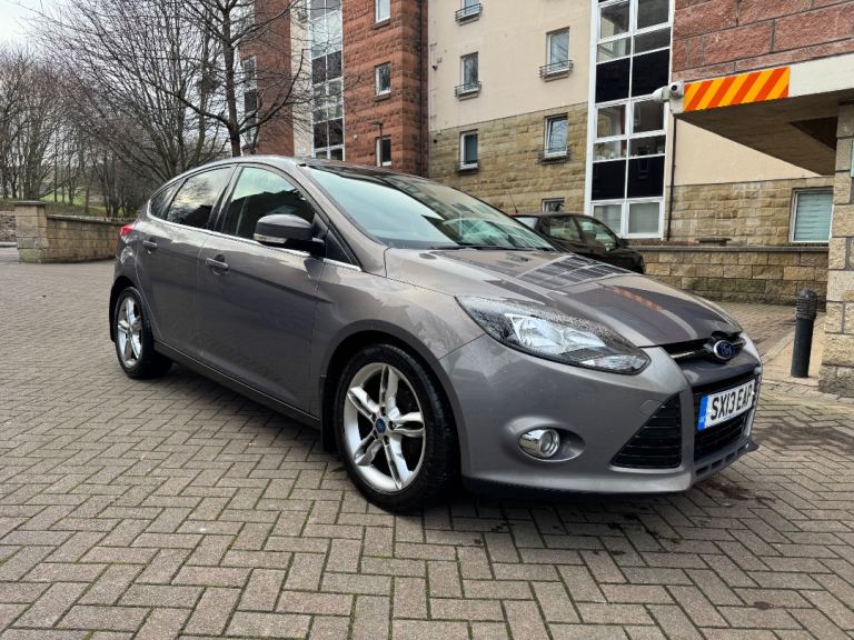 Ford, FOCUS, Hatchback, 2013, Manual, 998 (cc), 5 doors