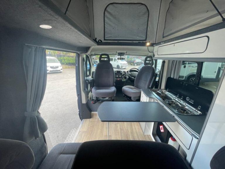 Ventura VR2000 4 Berth 5 Belt Rock n Roll Bed Camper Van 