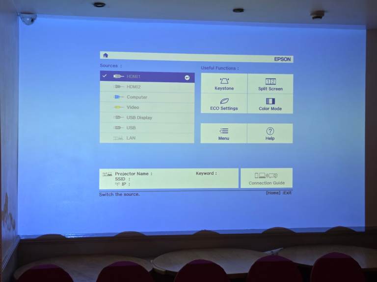 EPSON EB-U05 3LCD Projector HDMI Full HD Business Home Cinema – Working + Remote