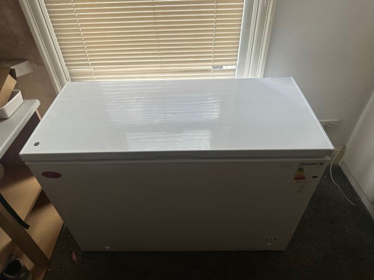White Chest Freezer – As Good As New Condition