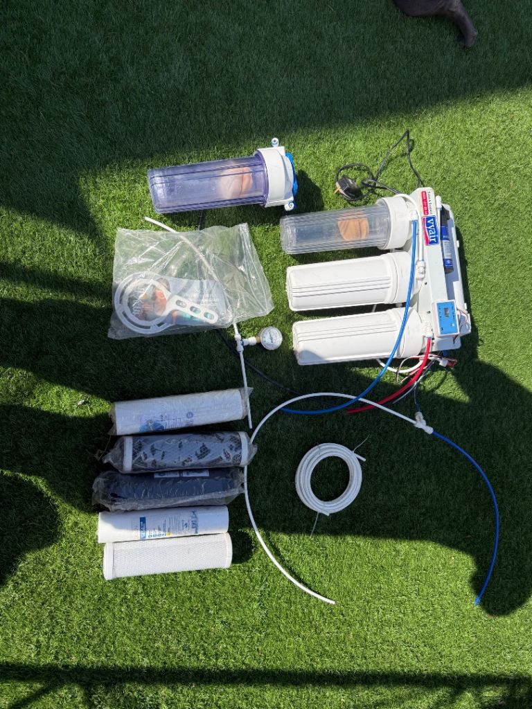 Reverse Osmosis Water Filter System with Spare Filters and Parts