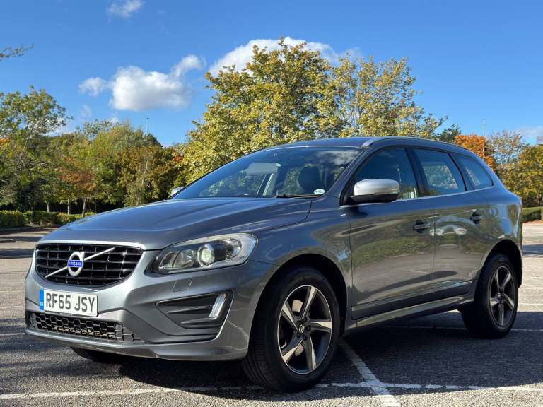 2015 Volvo XC60 D5 [220] R DESIGN Lux Nav 5dr AWD Geartronic 4x4 Diesel Automatic