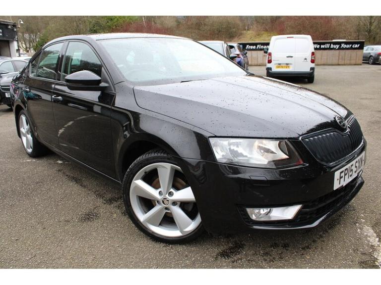 2015 Skoda Octavia 2.0 TDI CR Elegance 5dr HATCHBACK DIESEL Manual