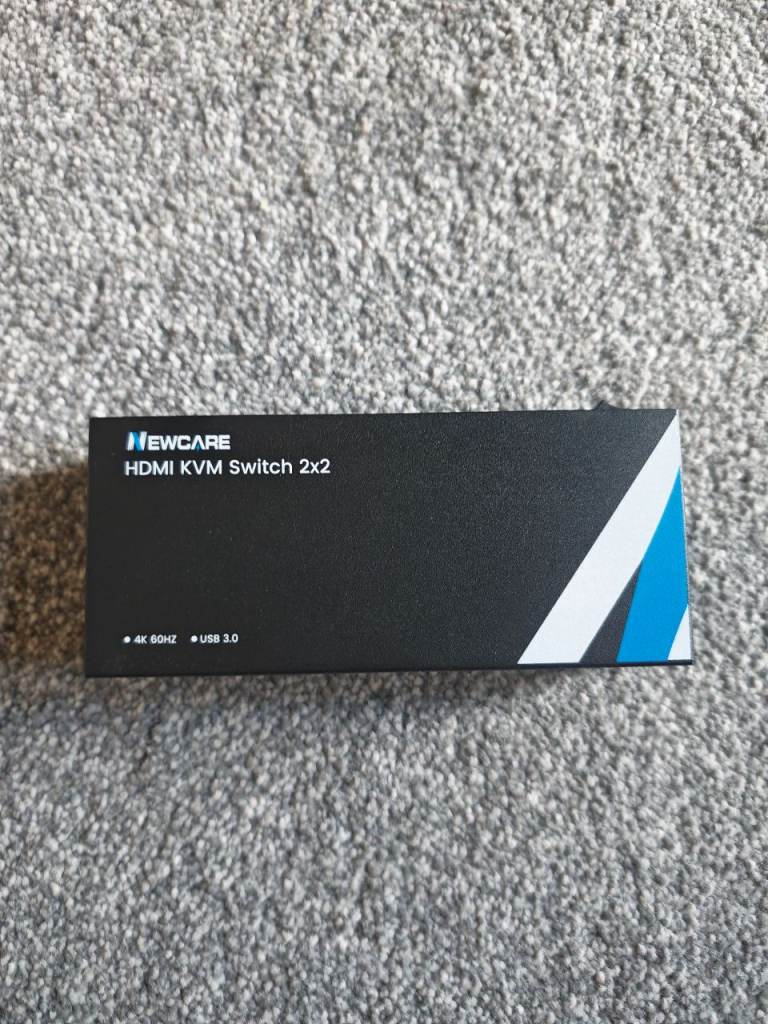 HDMI KVM Switch 2x2 - 4K 60Hz USB 3.0