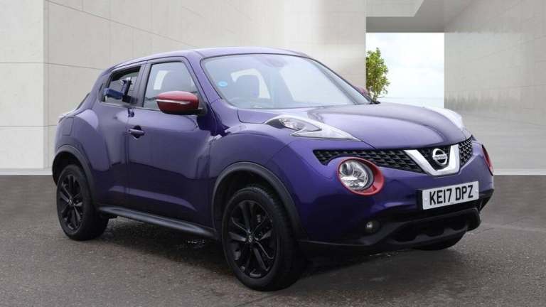 2017 Nissan Juke 1.2 DiG-T N-Connecta 5dr ++ EXTERIOR PACK / NAV / CAMERA / 7 SERVICES  HATCHBACK...