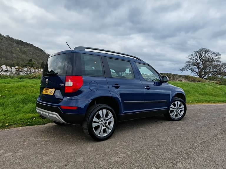 Skoda YETI OUTDOOR ULEZ Compliant 4x4 2.0 Diesel Heated Leather GPS Cruise 2 Keys