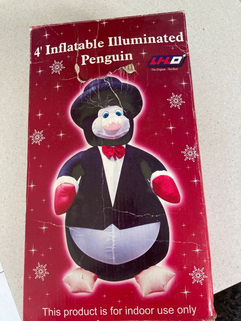 Inflatable Xmas penguin 