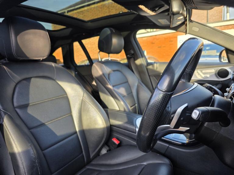 2015 Mercedes-Benz C Class 2.1 C220 BlueTEC AMG Line Estate 5dr Diesel Diesel