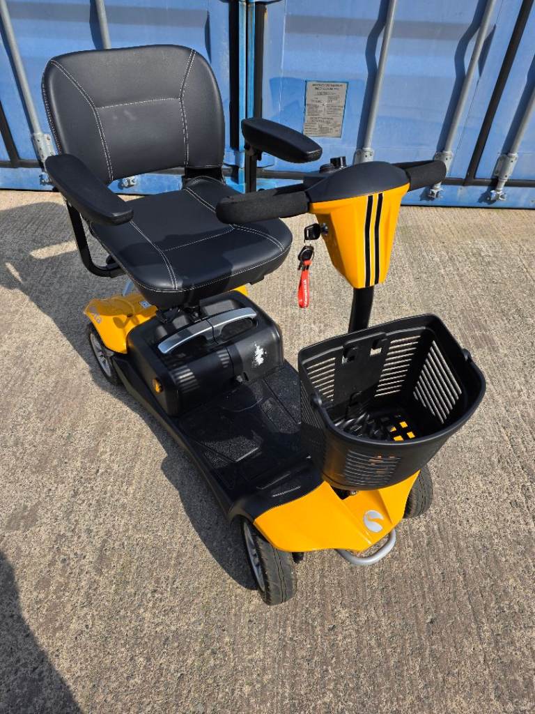 Vista scooter with scooterpack