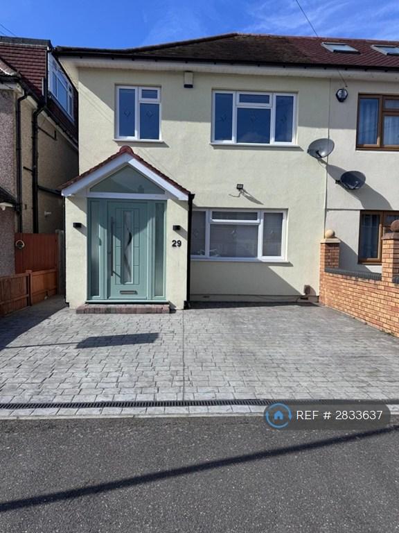 4 bedroom house in Raynton Drive, Hayes, UB4 (4 bed) (#2833637)