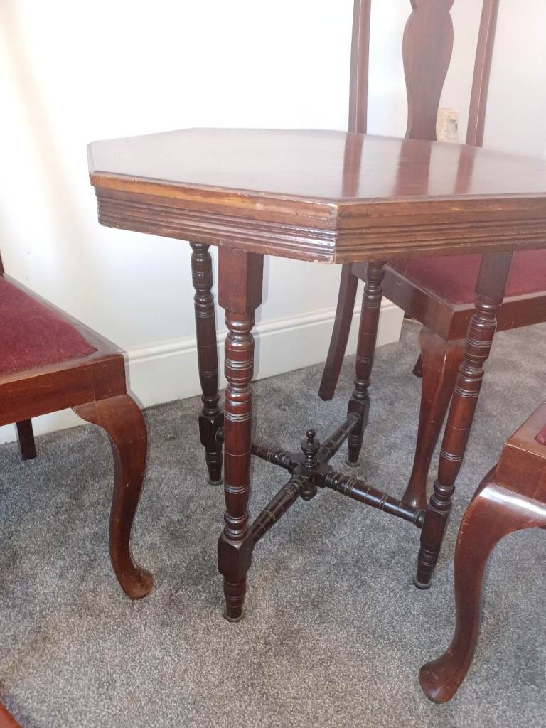 Vintage queen Anne chairs and card table