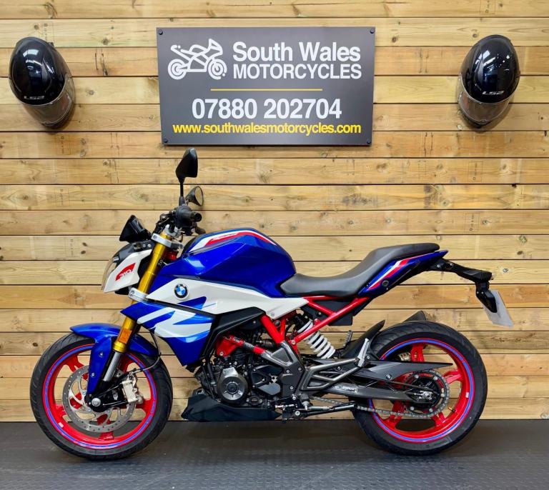 BMW G 310 R : 2025 (74) model : just 4014 miles