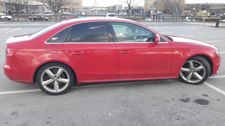 Audi, A4,B8 Saloon, 2009, Manual, 1968 (cc), 4 doors