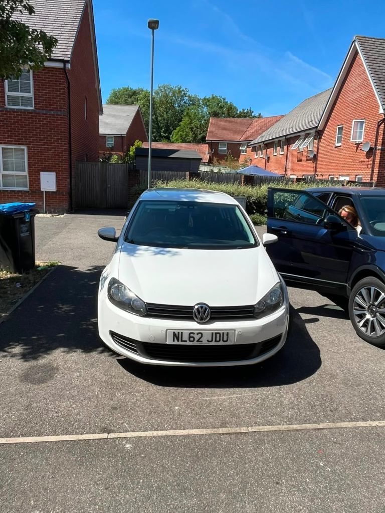 Volkswagen, GOLF, Hatchback, 2012, Manual, 1598 (cc), 5 doors