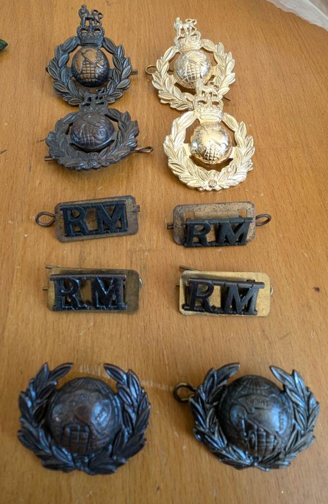 Job Lot Collection Royal Marine RM Commando Metal Cap & Collar/Shoulder Badges