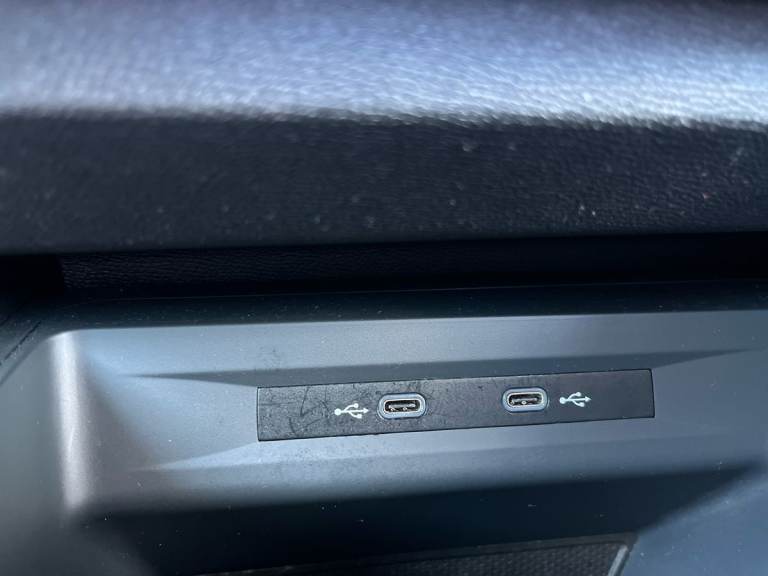  SEAT Leon Estate 1.5 Etsi Mhev Fr Estate 5dr Petrol Hybrid Dsg Euro 6 s/s 150