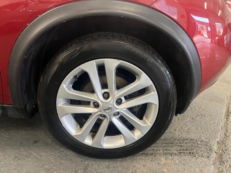 2012 Nissan Juke 1.6 Acenta Premium Euro 5 (s/s) 5dr HATCHBACK Petrol Manual