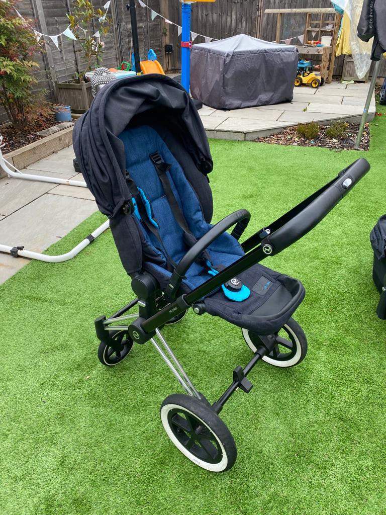 Cyber navy & Blue pram/stoller