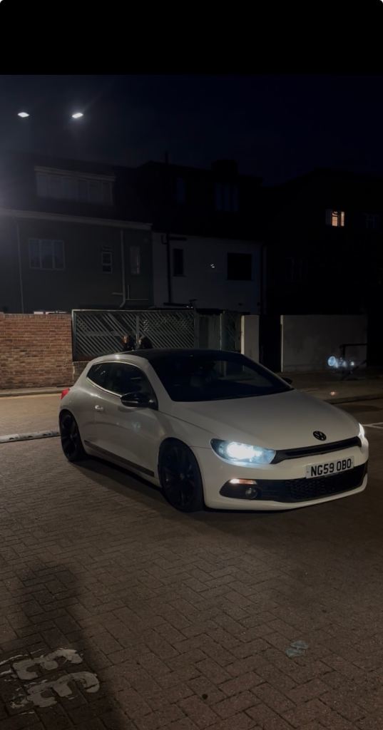 Volkswagen, SCIROCCO, Coupe, 2010, Semi-Auto, 1984 (cc), 2 doors