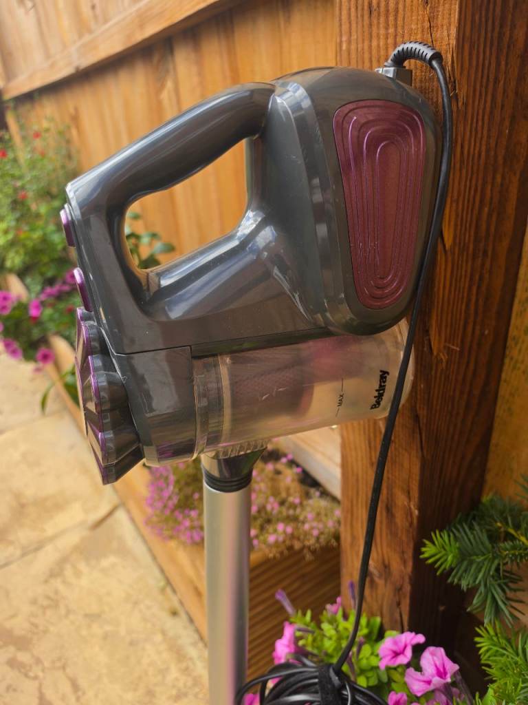 Beldray Quick Vac Lite 2-in-1 Vacuum Cleaner, 600 W