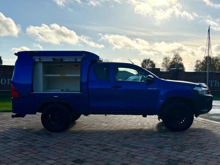 2018 Toyota Hilux / Navara / Ranger Active Extra Cab Pick Up 2.4 D-4D 4x4  PICK UP Diesel Manual