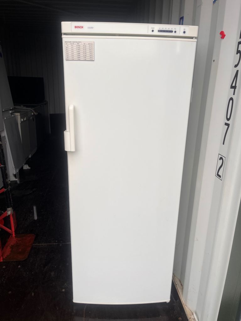 Bosch KSR30421GB/01 Freestanding Fridge Freezer - White, Good Condition
