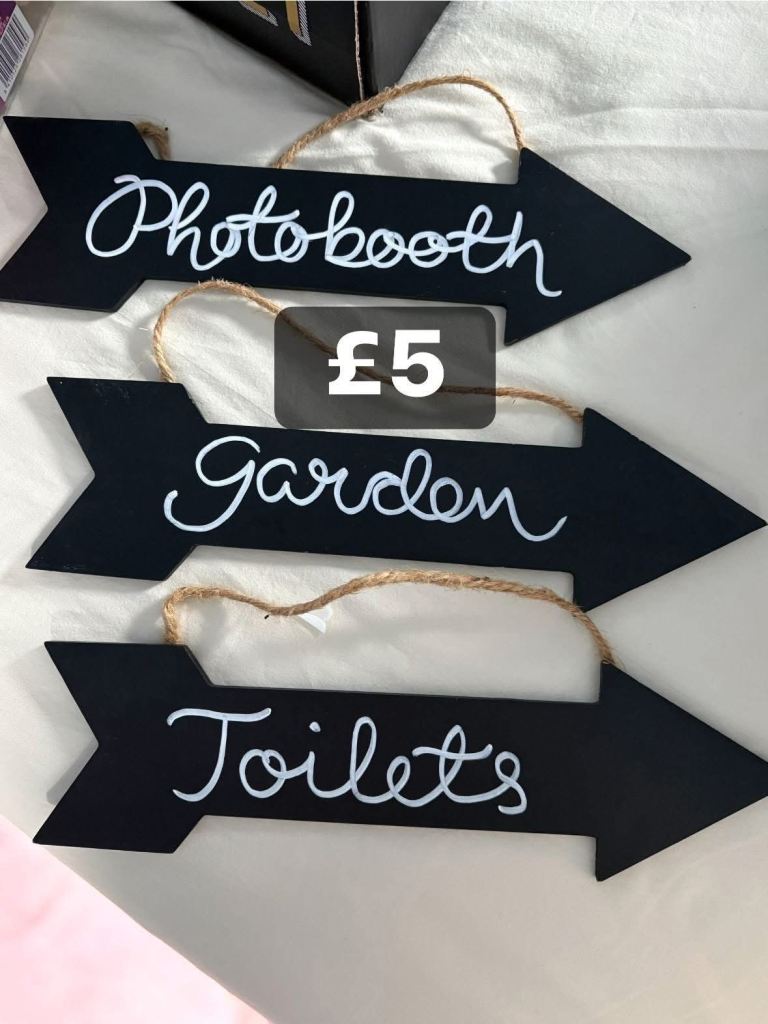3 x small blackboard sign