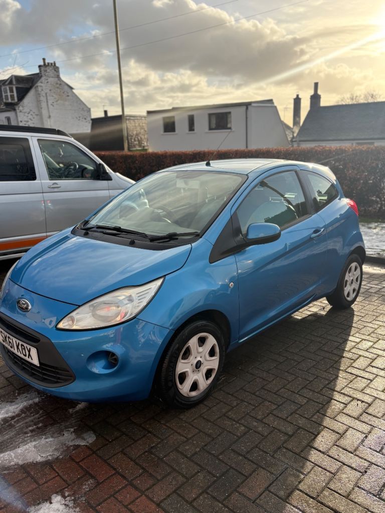 Ford, KA, Hatchback, 2011, Manual, 1242 (cc), 3 doors