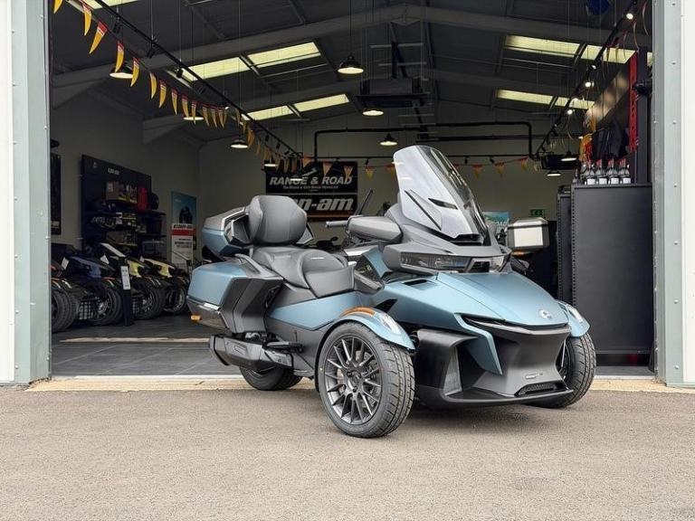 Can-Am Spyder RT 1.330 Ltd 1330 ACE 3-Wheel 