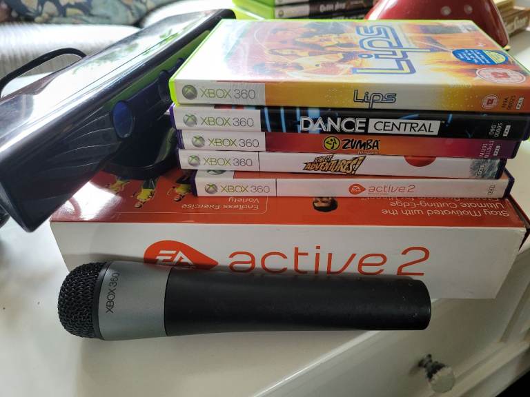Xbox 360 kinect and games bundle