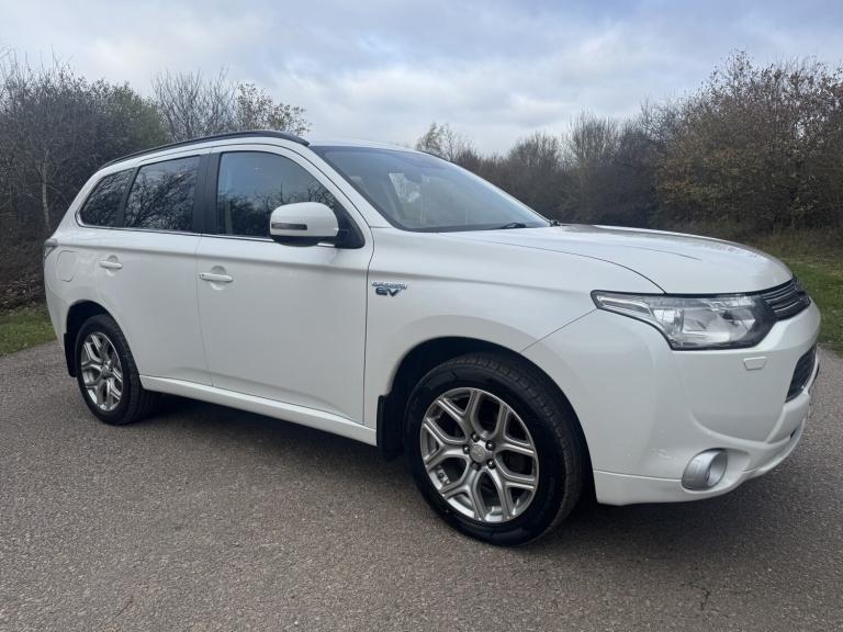 MITSUBISHI OUTLANDER 2.0 h 12kWh GX4hs 2014
