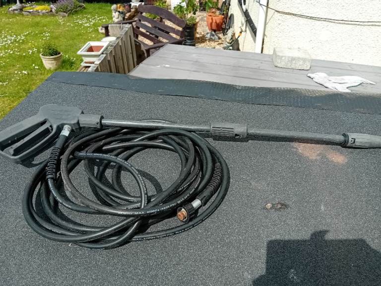 Pressure washer lance 