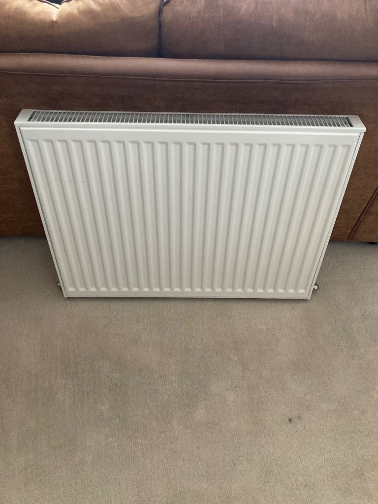 Stelrad 800 x 600 mm Radiator Double skin 15 mm fittings