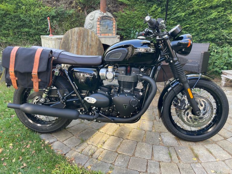 Triumph Bonneville Hepco & Becker panniers 