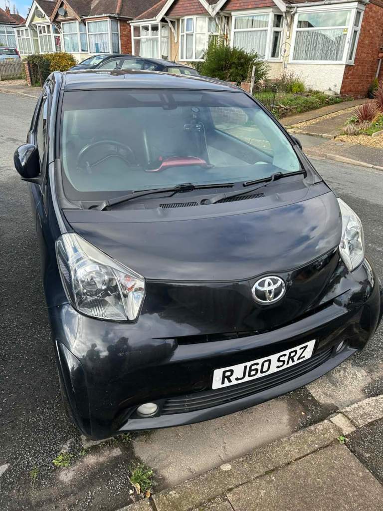 Toyota, IQ, Hatchback, 2011, Manual, 998 (cc), 3 doors