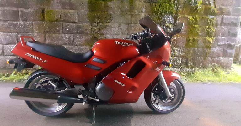 Triumph, TROPHY, 1993, 885 (cc)