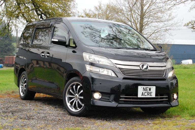 TOYOTA VELLFIRE 2.4X Black Auto Petrol 2012