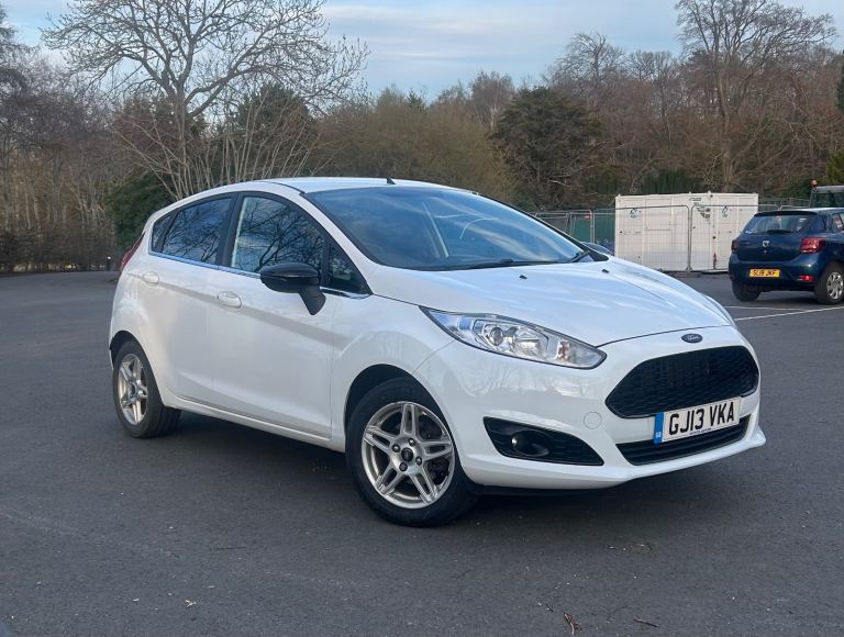 Ford Fiesta 1.25ltr Zetec 5dr 2013 Manual Petrol (similar to Yaris, Corsa, Polo, Clio)