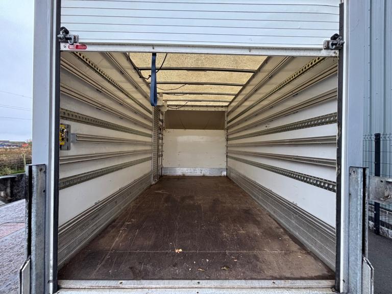 2017 (17) NISSAN CABSTAR 3.0 DCI CREW CAB LUTON BOX VAN + TAILLIFT TWIN WHEEL