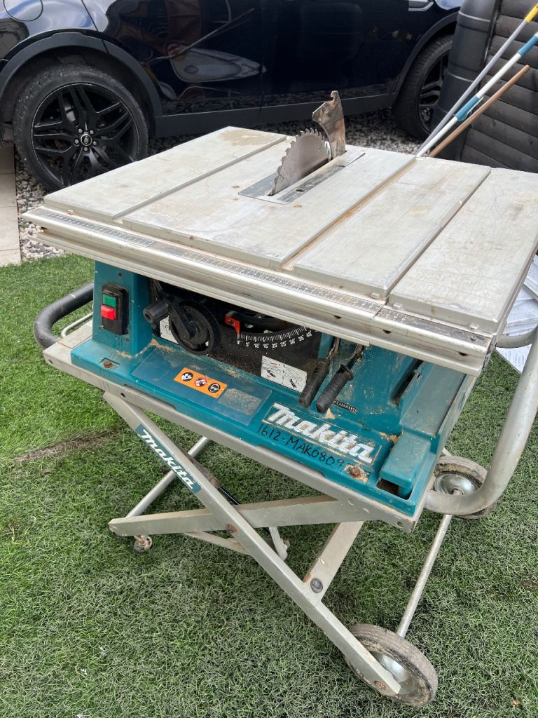 Makita 2704 260mm Table Saw 110V/1650W with Portable Folding Stand
