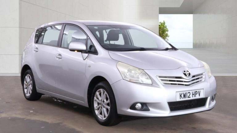 2012 Toyota Verso 1.6 V-Matic TR Euro 5 5dr MPV Petrol Manual